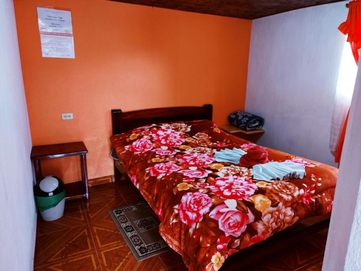 Hostal Taita Cristobal Isinlivi Esterno foto