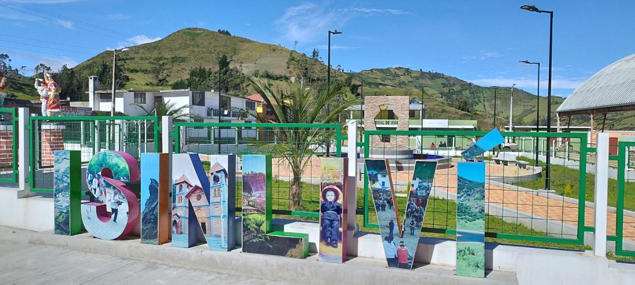 Hostal Taita Cristobal Isinlivi Esterno foto