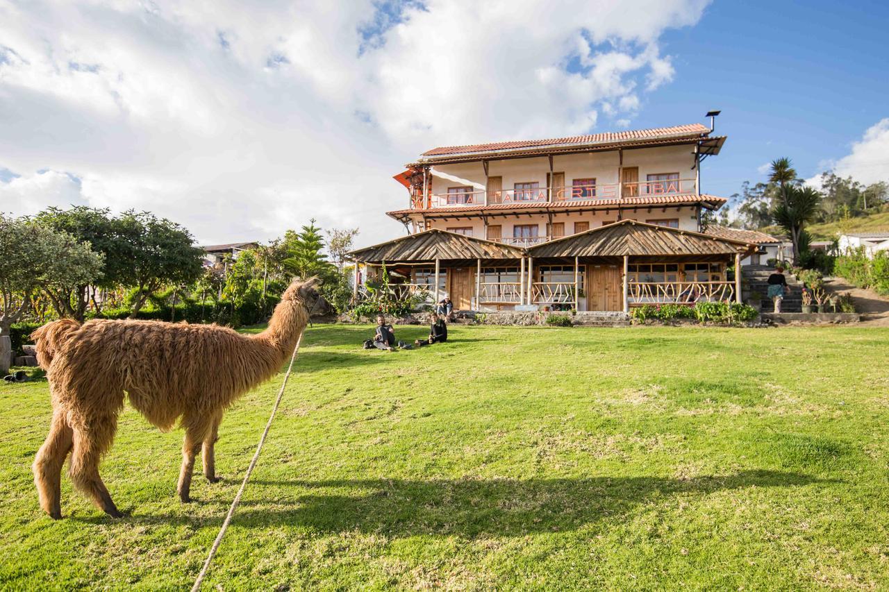 Hostal Taita Cristobal Isinlivi Esterno foto