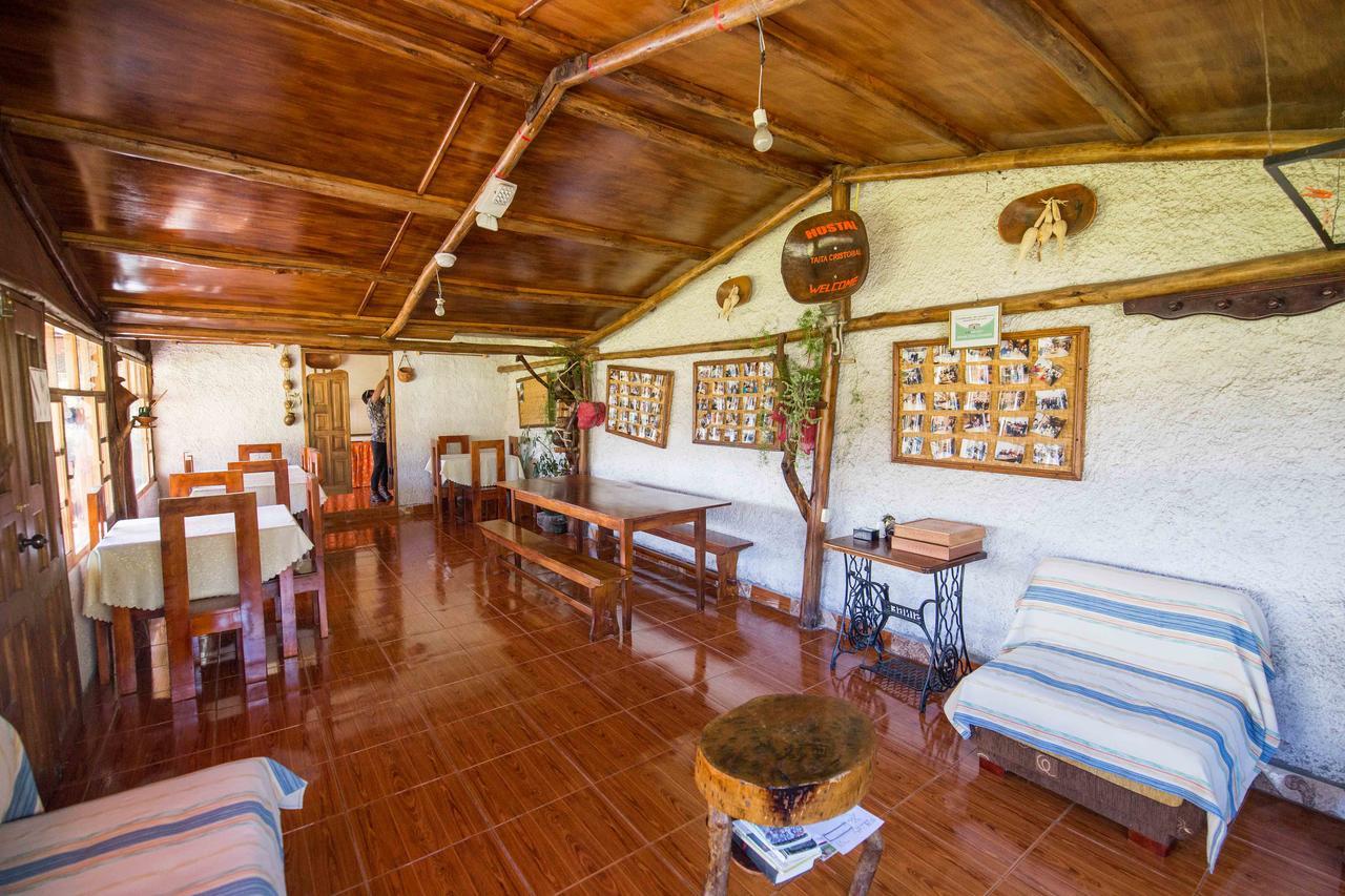 Hostal Taita Cristobal Isinlivi Esterno foto